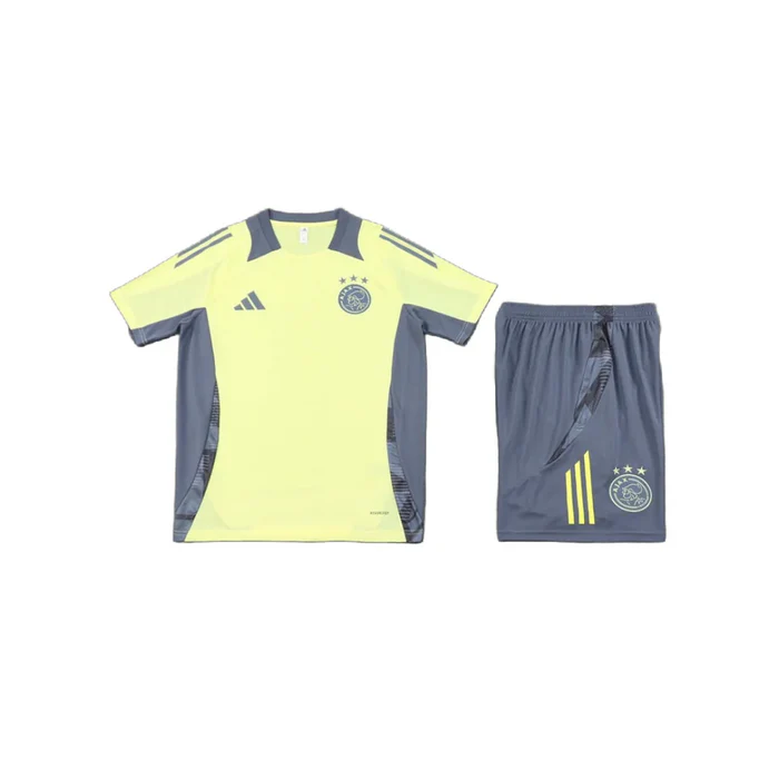 Ensemble Ajax Training 2024/2025