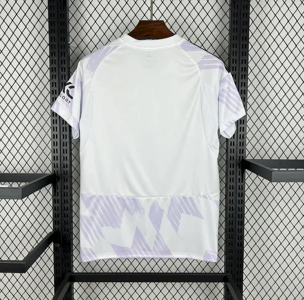 Manchester United 2025/26 Extérieur