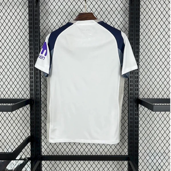 Tottenham 2025/26 Domicile