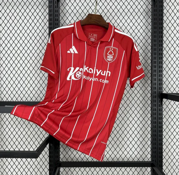 Nottingham Forest 2025/26 Domicile